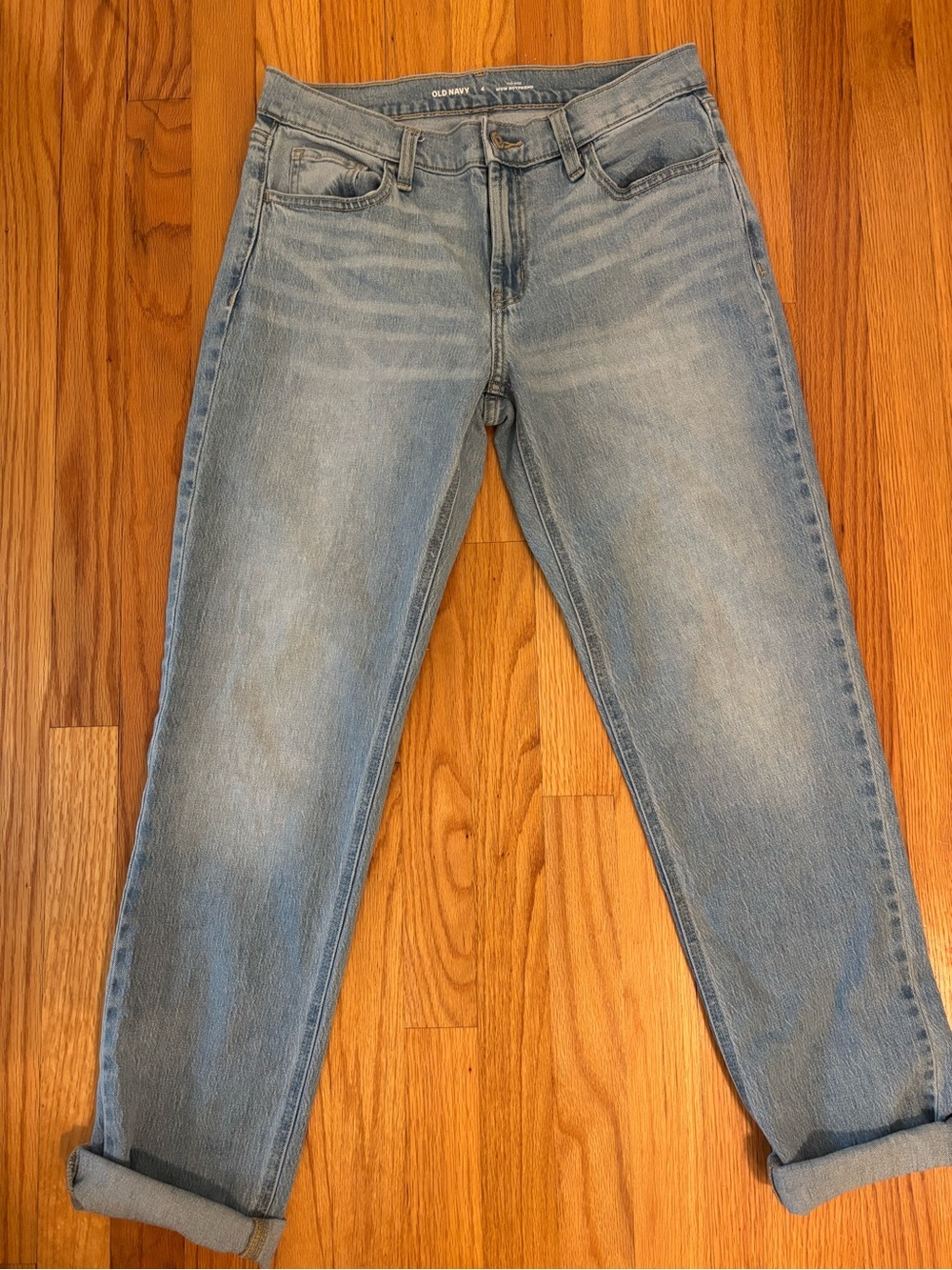 Old Navy Light Wash Relaxed Fit Women’s Boyfriend Jeans